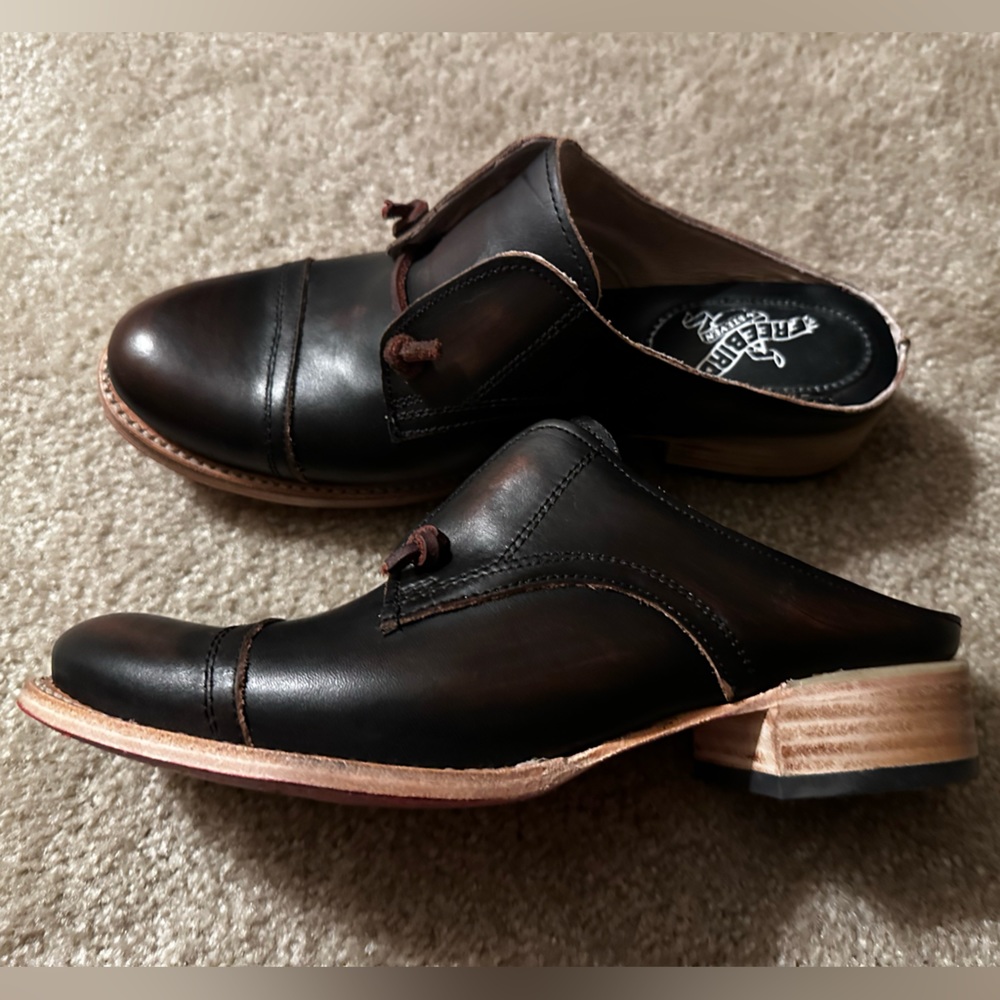 New Never Worn Malena Color Black